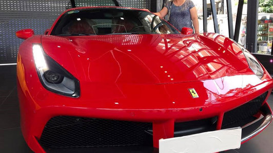 Tuấn Hưng mạnh tay tậu siêu xe Ferrari 488 GTB hơn 15 tỷ đồng