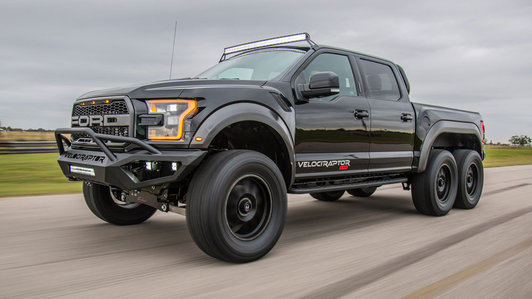 Hennessey VelociRaptor 6x6 - Phiên bản 6 bánh đắt như siêu xe