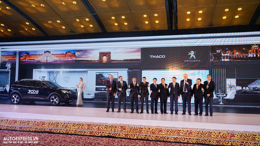 Peugeot 5008 và 3008 hoàn toàn mới - Bộ đôi SUV tầm giá 1 tỷ ra mắt khách Việt