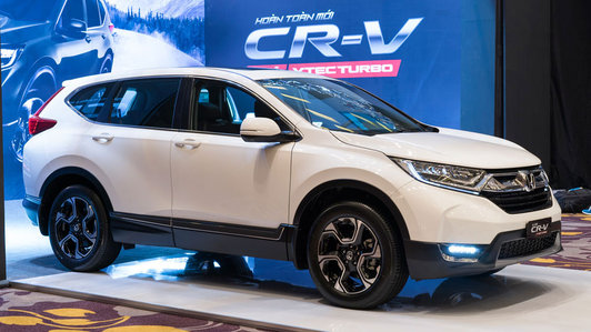 Muốn rước Honda CR-V chơi Tết khách hàng phải bỏ thêm trăm triệu