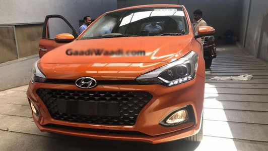 Hyundai i20 2018 lộ diện với màu ngoại thất cam tươi mới