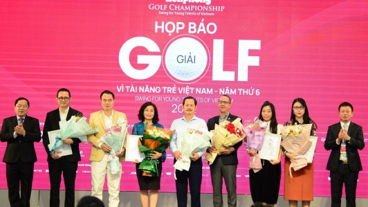 Toyota Việt Nam tiếp tục đồng hành cùng Giải Golf “Vì Tài năng trẻ Việt Nam 2022”