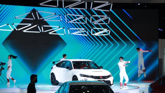 Vietnam Motor Show 2022 với chủ đề “Vượt qua thách thức” chính thức khai màn