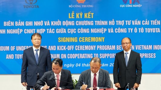 Toyota Việt Nam tiếp tục hợp tác với Bộ Công Thương triển khai Dự án Hợp tác hỗ trợ doanh nghiệp lĩnh vực công nghiệp hỗ trợ ô tô