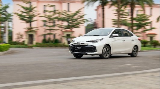 Toyota Vios 2023 ghi điểm với khả năng tiết kiệm nhiên liệu tốt bậc nhất phân khúc