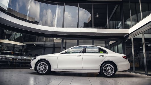 Mercedes-Benz giảm giá mạnh đối với xe sản xuất năm 2022