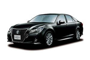 Toyota Crown 2013 – Ông hoàng trở lại
